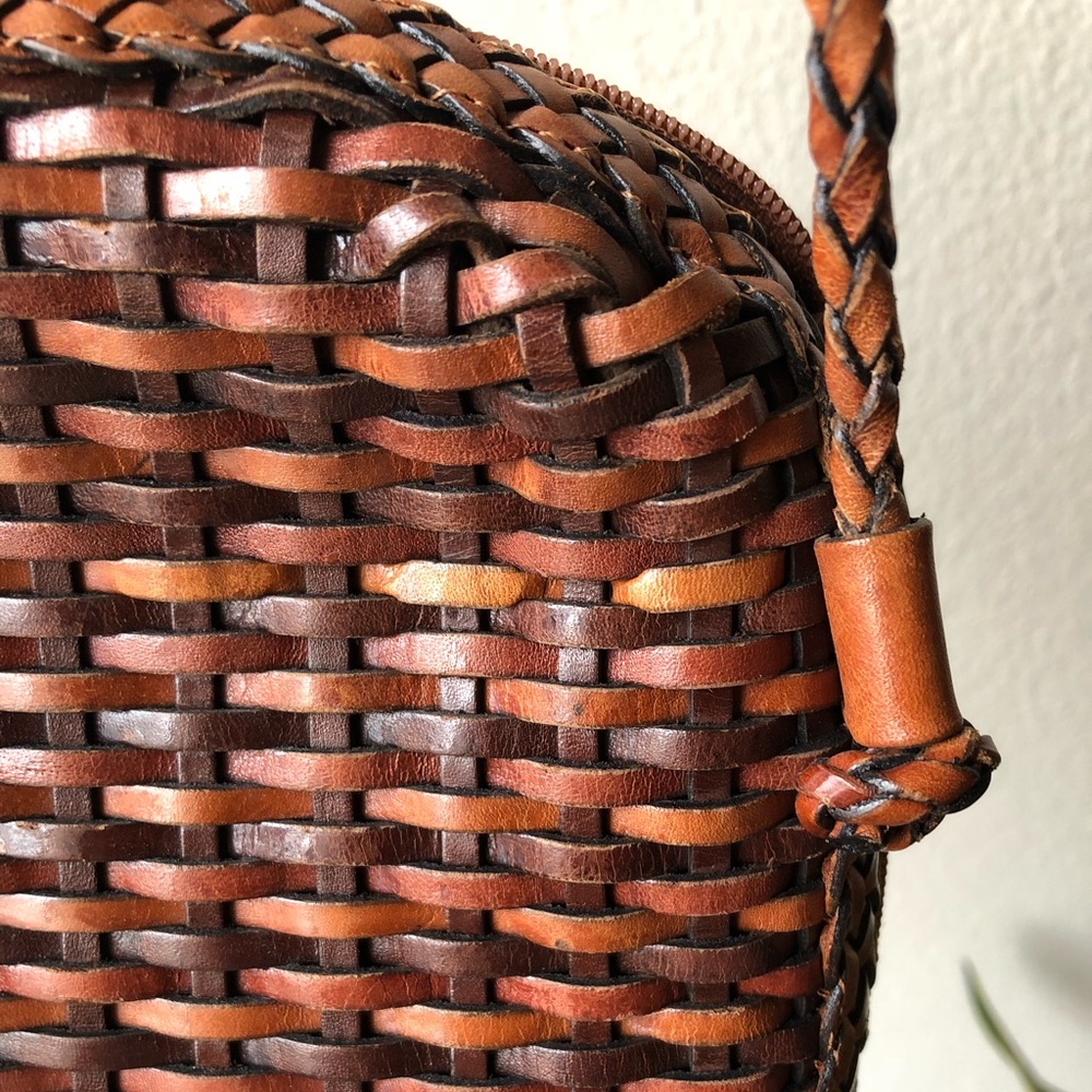 Vintage Woven Purse - Picture 3 of 8